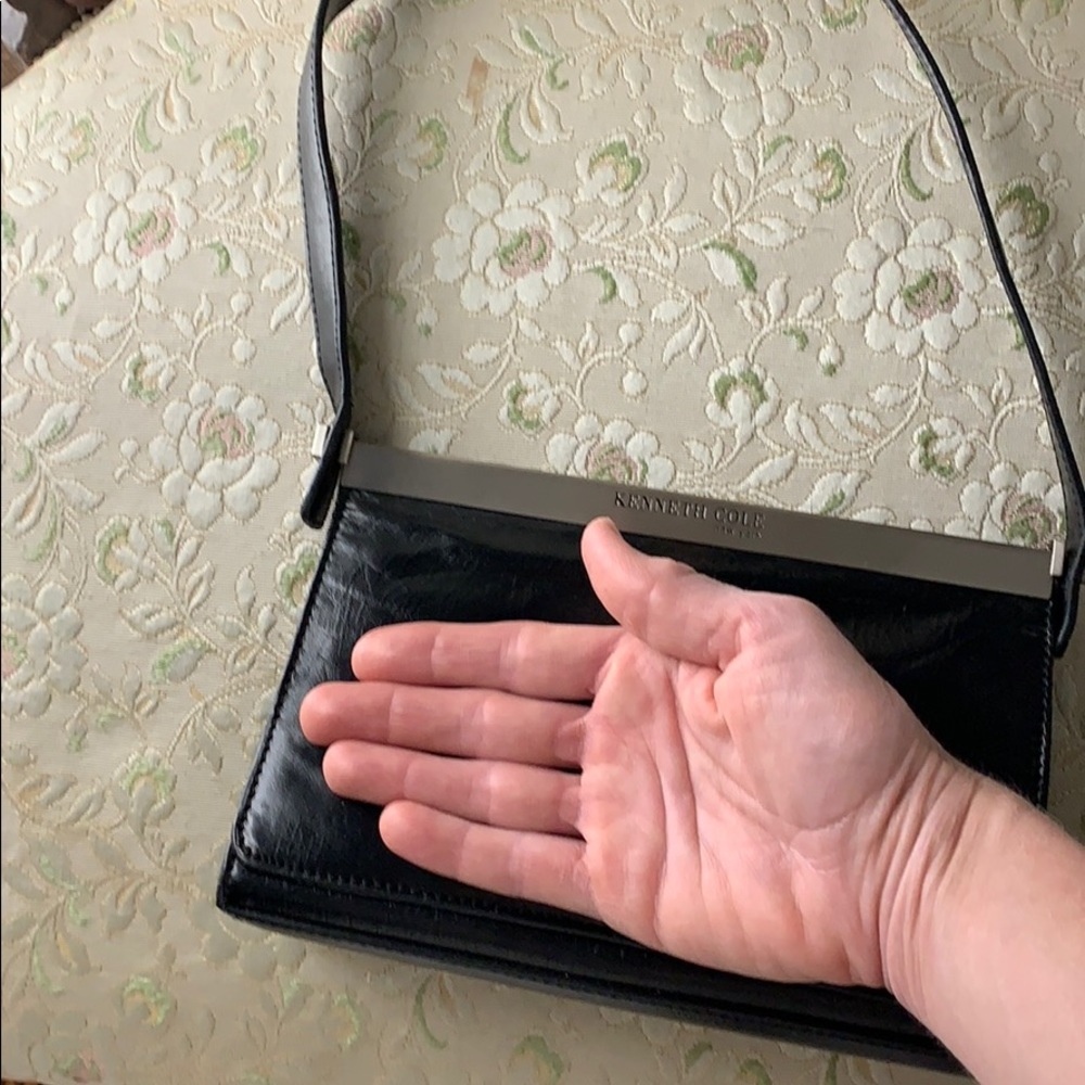 Kenneth Cole Clutch NWOT black - Picture 3 of 7